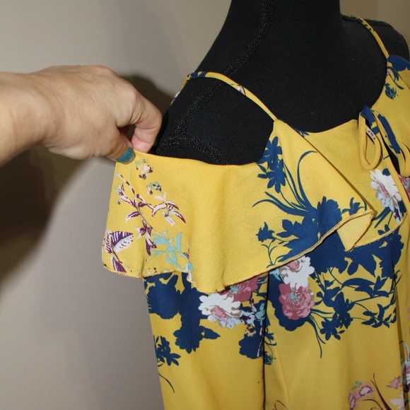 Papaya mustard open shoulder floral blouse - Picture 2 of 7